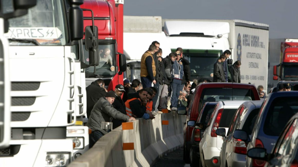 19 marzo: sciopero per il caro benzina