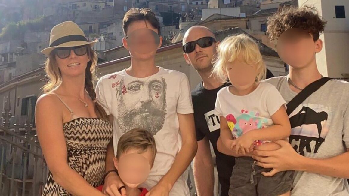 Famiglia finlandese lascia la Sicilia: “La scuola qui è un disastro”