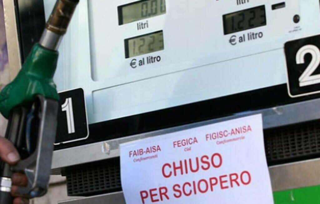 Sciopero benzinai 2023, durerà 48 ore